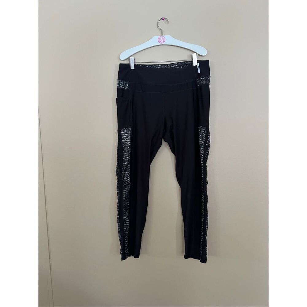 RBX Black With Patterns Leggings Woman’s Size XL Flaws-Marks